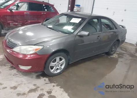 2005 Toyota Camry Se z USA, uszkodzony, nr VIN 4T1BE32K45U628374